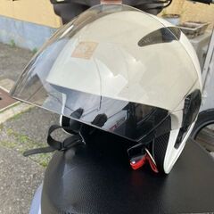 中古ヘルメット　ジェットヘル　白　　　57-60サイズの画像