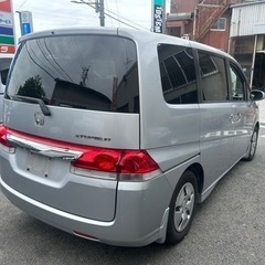 ホンダ　ステップワゴン　ミニバン　8人乗り　RG1の画像
