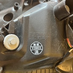 アルファード30 前期 VIBES製ヘッドライトの画像