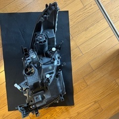 アルファード30 前期 VIBES製ヘッドライトの画像