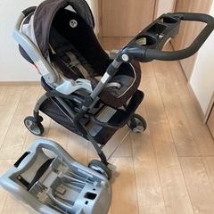 グレコベビーカーフレーム＆ベビーシート＆ベース  トラベルシステム 