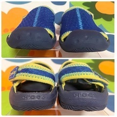 【値下】15cm CROCS サンダル C7 ブルー イエロー ネイビー　クロックス  中古 美品の画像