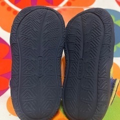【値下】15cm CROCS サンダル C7 ブルー イエロー ネイビー　クロックス  中古 美品の画像