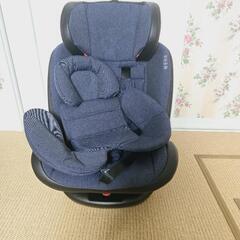 相談中。新品同様 2つ有りISOFIX式 新生児～ジュニア対応　チャイルドシート　の画像