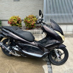 【実働車】ホンダ　PCX125cc ヨシムラマフラー装着　バイク車体
