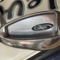  Cleveland Golf ゴルフバッグ（アイアン付き)の画像
