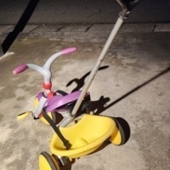 おもちゃ 三輪車の画像