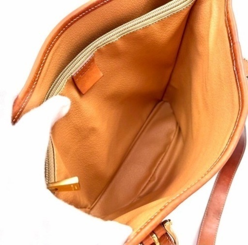 ⭐️【美品】高級CELINE セリーヌ トートバッグ マカダム柄 バケット  断捨離の為、出品致します。 お気軽にお申し付け下さい。買い手が見つからない場合には今月末に削除致します。 ⭐️