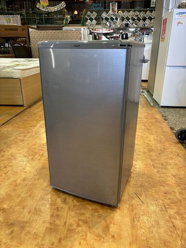 ✨安心の除菌洗浄済✨AQUA 2021年製 75L 1ドア冷蔵庫 AQR-8K（S）【愛市IR016654-104】