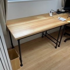 IKEAテーブル
