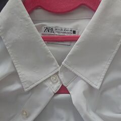 ZARA ザラ【美品】スリムフィットシャツ/黒2枚白1枚　合計3枚セットの画像