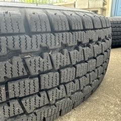 スタッドレスタイヤ 145/80R12 ダイハツアトレー純正鉄チンの画像
