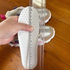 新品　スニーカー　21センチの画像