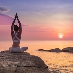 ヨガやります🧘‍♀️ 6/23(日)15:00 – 16:30