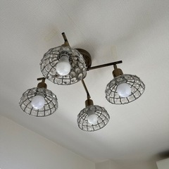 照明　シャンデリア