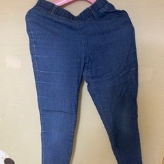 レディースデニムパンツの画像
