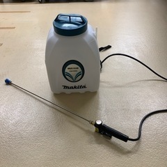 マキタ電動噴霧器14.4V（新品）