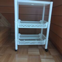 ３段ワゴンの画像