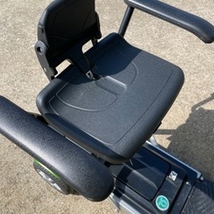 折り畳み　電動カート　シニアカー　電動車椅子の画像