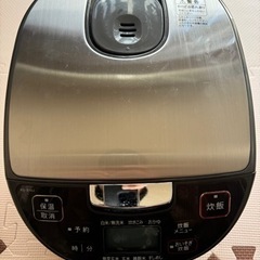 [お受け渡し先決定済]SHARP 5.5合炊飯器　家電 キッチン...