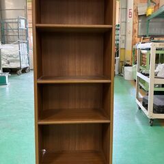 縦長の4段棚　中古品