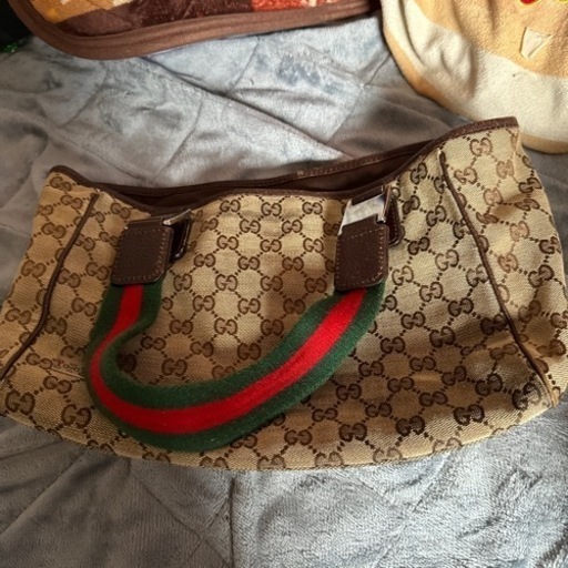 GUCCIカバン更に値下げ中