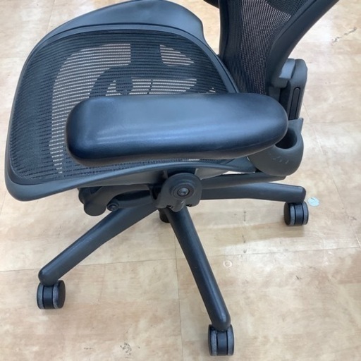 トレファク摂津店】Herman Millerアーロンチェア入荷致しました！