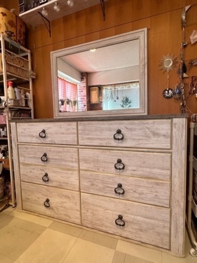 売りつくしセール！【ASHLEY】Willowton ドレッサー & 鏡