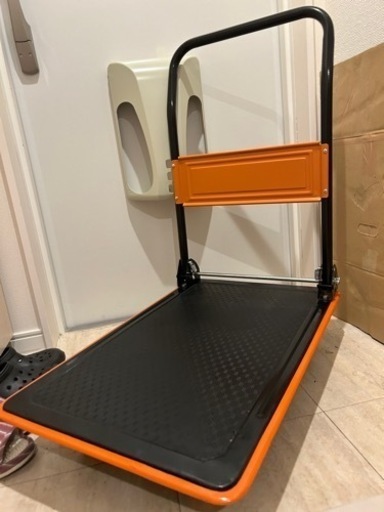 ほぼ新品 台車