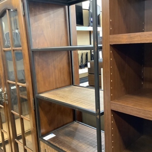 【トレファク摂津店】ヴィンテージ調キャビネットが入荷致しました！！