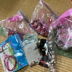 ビーズ　パーツ