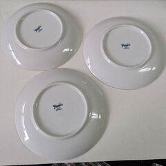☆たんぽぽ柄小皿　3枚　昭和レトロ　中古品　の画像