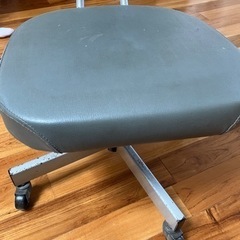 家具 オフィス用家具 いすの画像