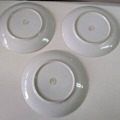 ☆木の葉柄小皿　3枚　昭和レトロ　中古品　の画像