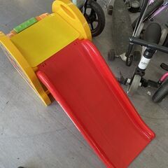 アンパンマン 滑り台 室内遊び 組み立て式 赤系 すべり台 札幌市手稲区の画像
