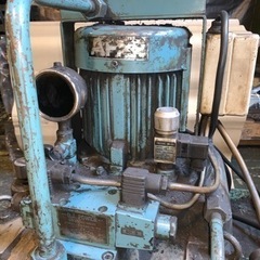 油圧ポンプ　電動　ジャッキ　シリンダーの画像
