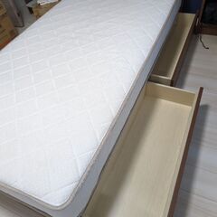 シングルベッドの画像