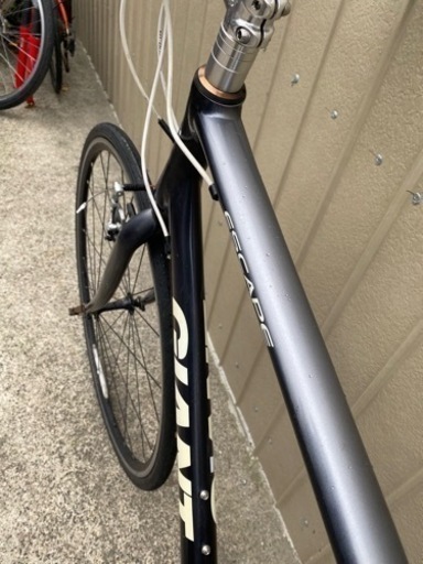 Giant Escape R3