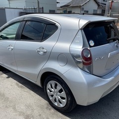 車検2年付き！ トヨタアクア 低走行の画像