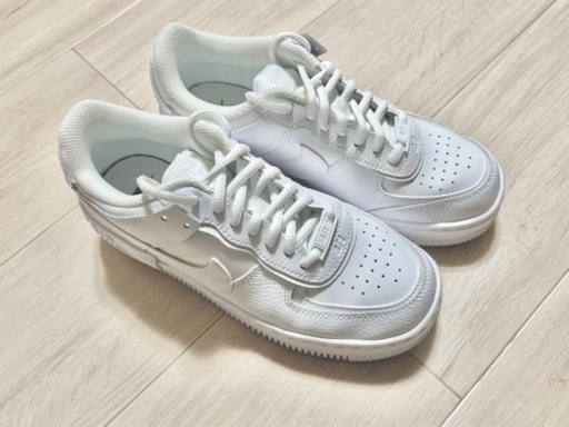 【美品】23.5cm NIKEナイキエア フォース1シャドウ 靴/バッグ 靴 スニーカー