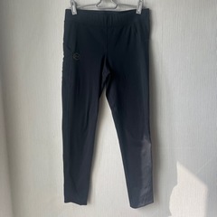 アンダーアーマー　レディース　レギンス