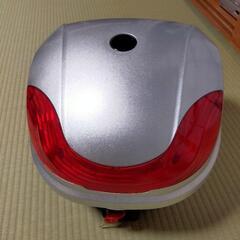バイクリアBOX　（金具ありました。）