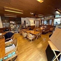 コミュニティカフェライオンの隠れ家 − 岐阜県
