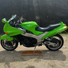 バイク　Kawasaki ZZR1100dの画像
