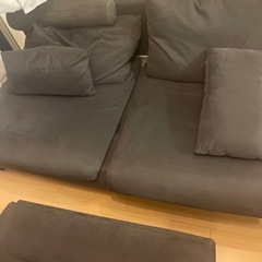 ［新品価格10万円相当］3人掛けソファ　あげます