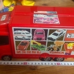 幼児おもちゃ33トミカ収納カー(5\31まで)