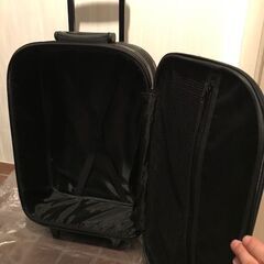 【値下げ】YUCHIMI　キャリーバッグ・スーツケースの画像