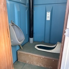 仮設トイレ