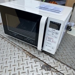 福岡市内配送無料　2021年 日立 単機能 電子レンジ 17L ヘルツフリー フラット庫内 ワンタッチ自動あたため インバーター制御 HMR-FT183 W ホワイト