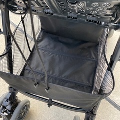 値下げ！使用回数1ケタ美品！A型 ベビーカー 両対面 4輪フリーの画像